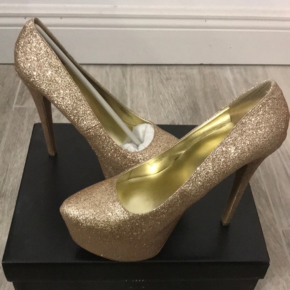 Just Fab Golden High Heels
